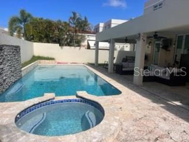 Mar Caspio M-6 PASEO LOS CORALES 2, Dorado, PR 00646