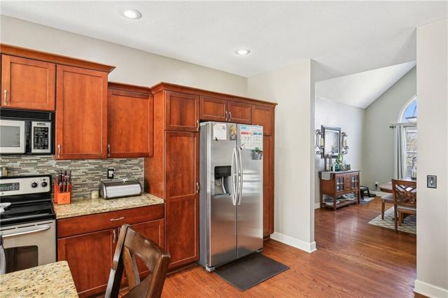 205 DoubleTree Lane, Smithville, MO 64089