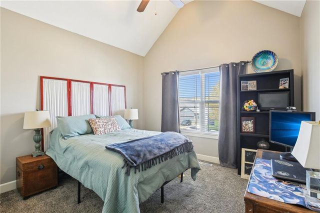 205 DoubleTree Lane, Smithville, MO 64089