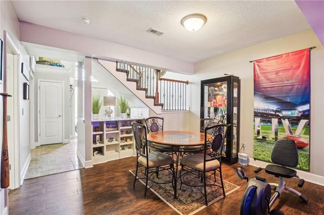 205 DoubleTree Lane, Smithville, MO 64089