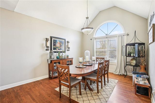 205 DoubleTree Lane, Smithville, MO 64089