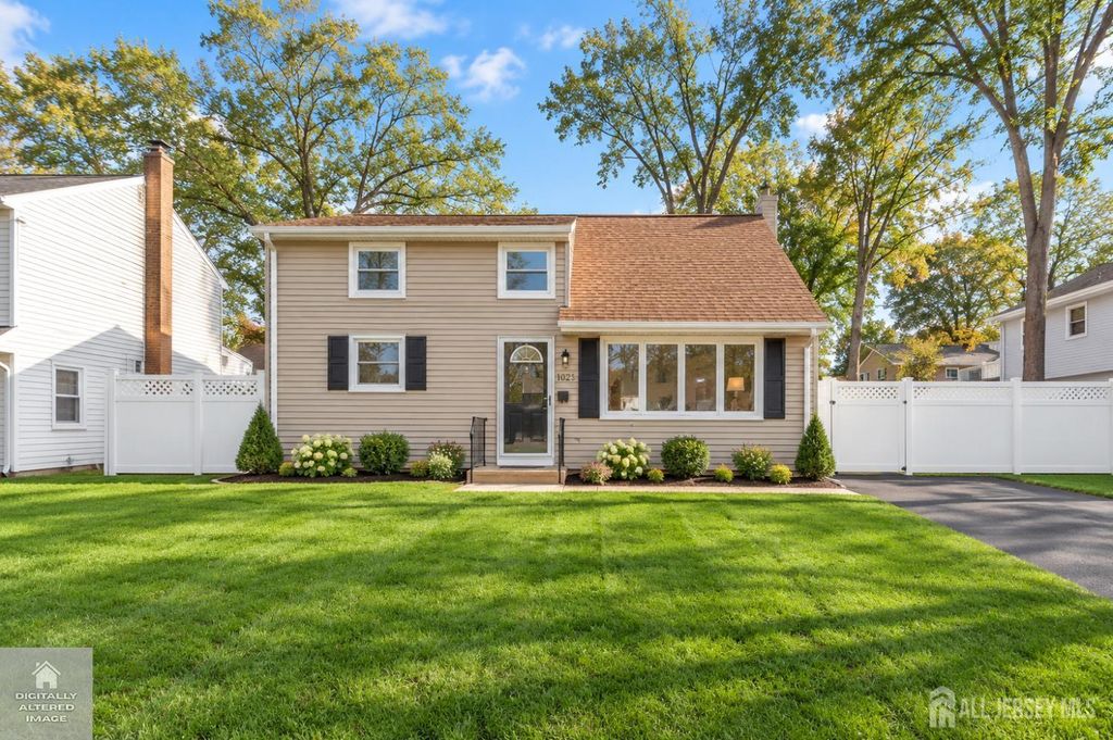 237 Johnson Avenue, Piscataway, NJ 08854