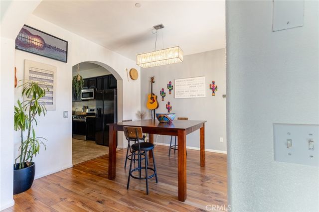 14176 Kiowa, Apple Valley, CA 92307