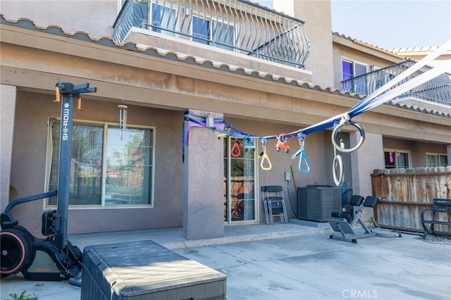 14176 Kiowa, Apple Valley, CA 92307