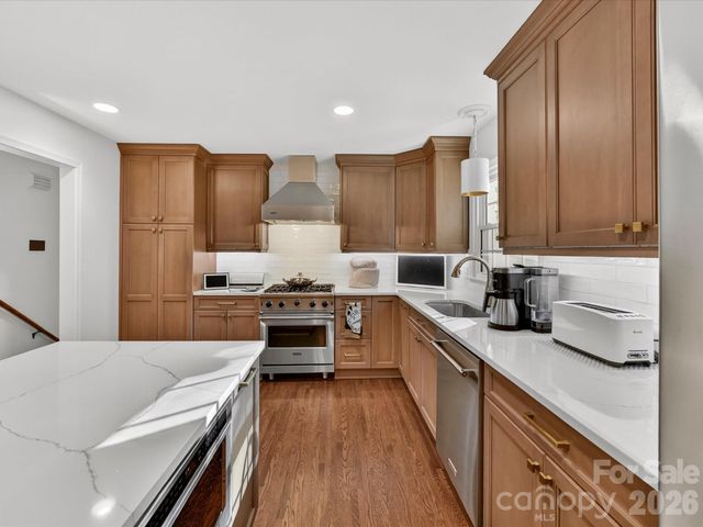3719 Huckleberry Road, Charlotte, NC 28210