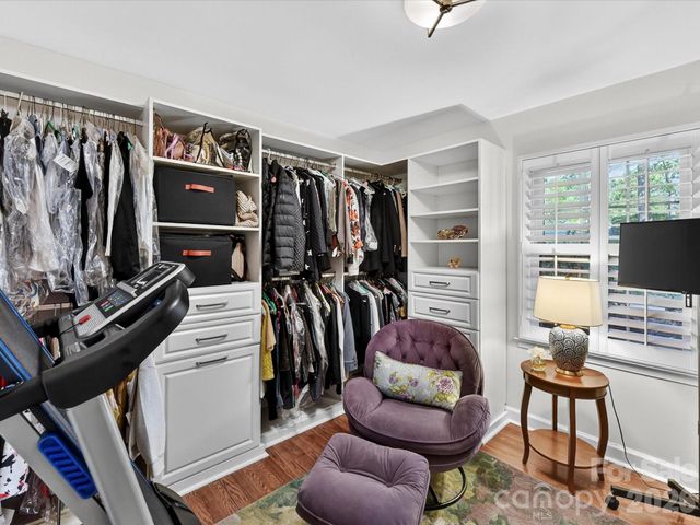 3719 Huckleberry Road, Charlotte, NC 28210