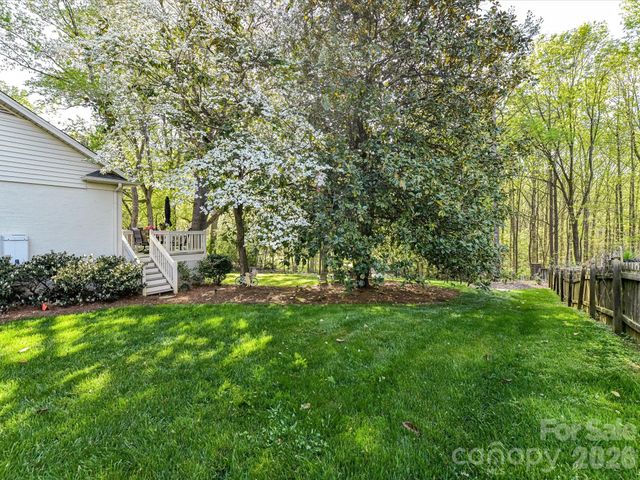 3719 Huckleberry Road, Charlotte, NC 28210