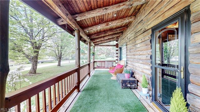 4897 Chestnut Drive, Kent, OH 44240