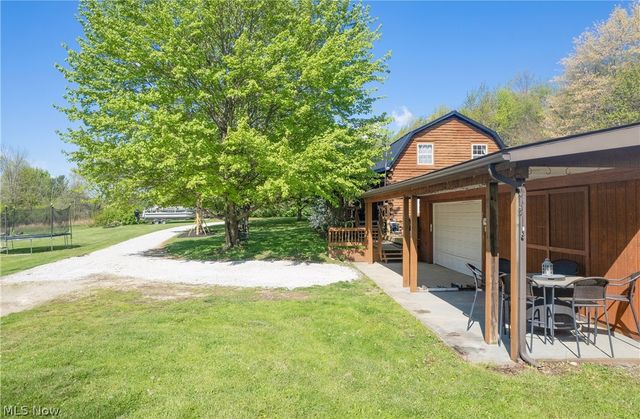 4897 Chestnut Drive, Kent, OH 44240