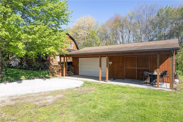 4897 Chestnut Drive, Kent, OH 44240
