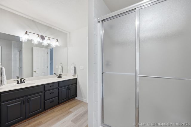 2704 W Montgomery Street, Broken Arrow, OK 74012