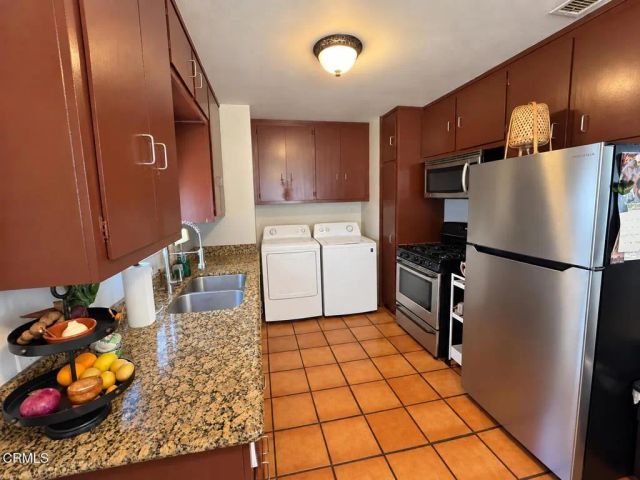 1422 E Mauretania Street, Los Angeles, CA 90744