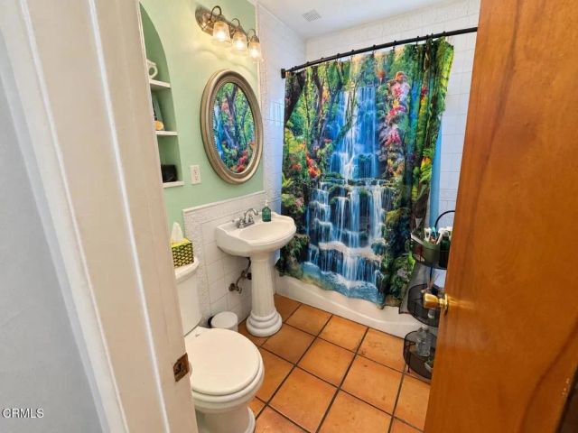 1422 E Mauretania Street, Los Angeles, CA 90744