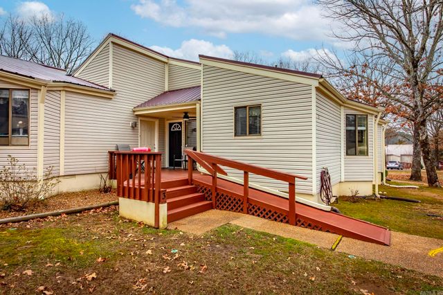 134 Richwood Dr Apt 3, Fairfield Bay, AR 72088