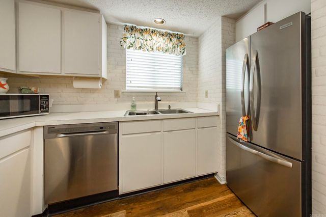 134 Richwood Dr Apt 3, Fairfield Bay, AR 72088