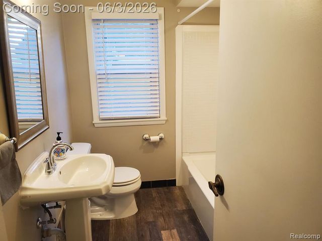 4388 Arden Place, Royal Oak, MI 48073