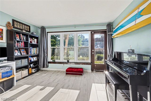 4150 Looking Glass LN 3903, Naples, FL 34112