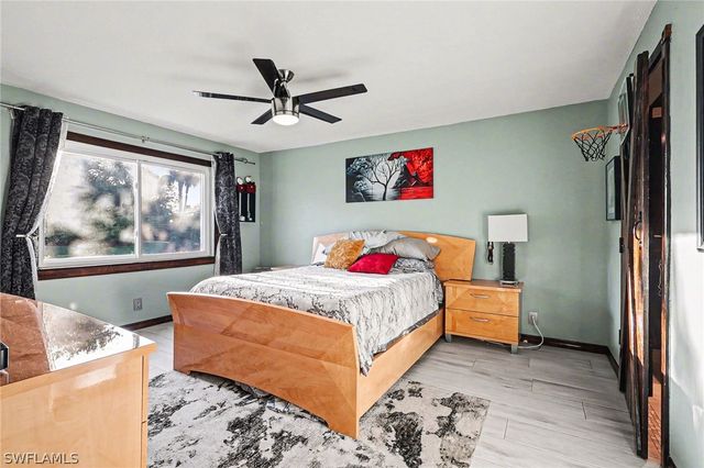 4150 Looking Glass LN 3903, Naples, FL 34112