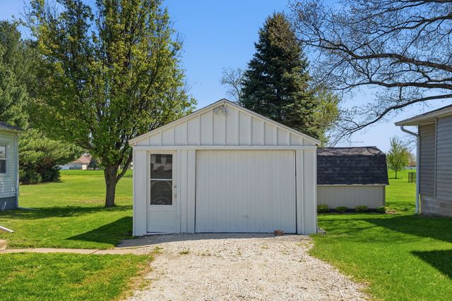620 N Meadow Street, Geneseo, IL 61254