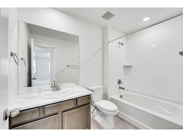 17836 Gallup St, Broomfield, CO 80023