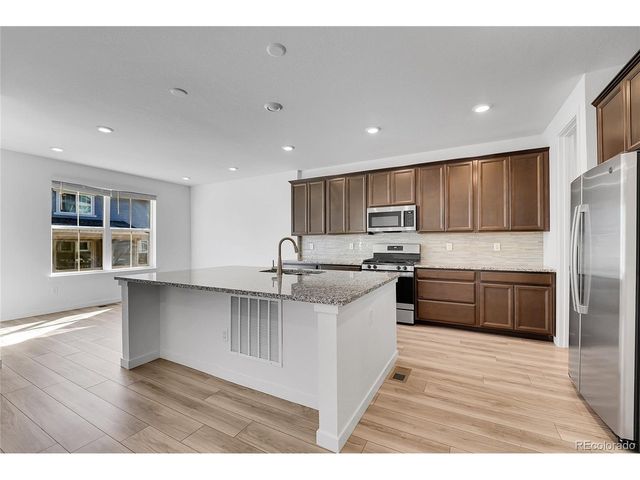17836 Gallup St, Broomfield, CO 80023