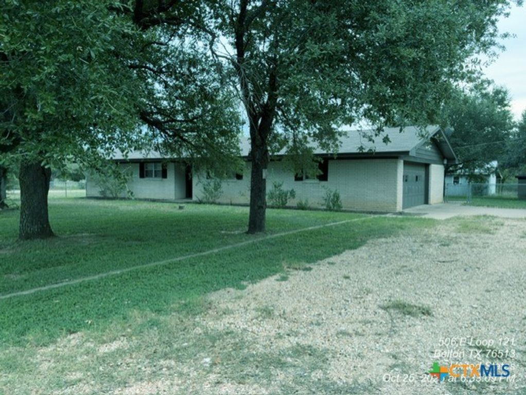 Image 1 of property listing at 506 E Loop 121, Belton, TX 76513