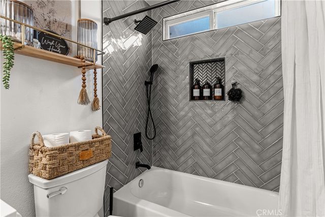2420 Caldwell, Ontario, CA 91761
