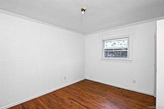 2502 Race Avenue, Medford, NY 11763