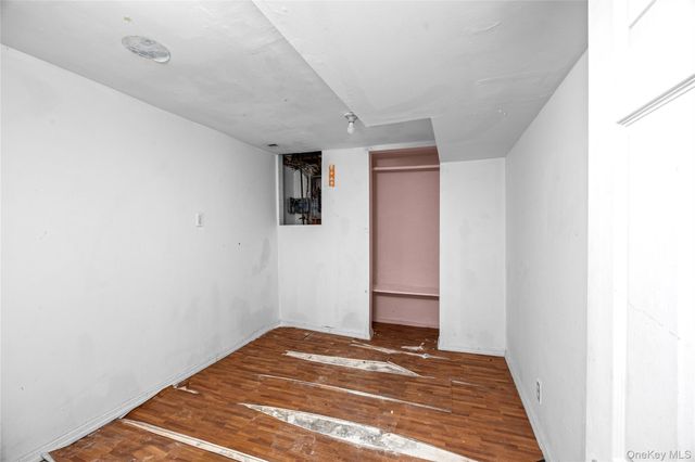 2502 Race Avenue, Medford, NY 11763