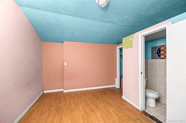 2502 Race Avenue, Medford, NY 11763