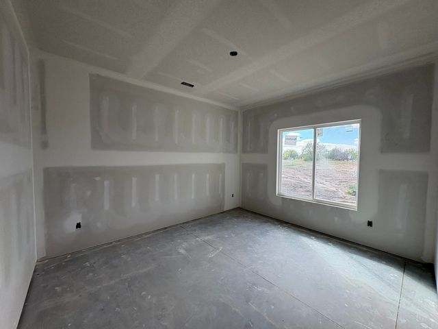 5813 Plumthicket St, Bel Aire, KS 67226