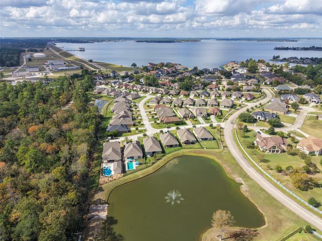 5634 Fountain Villas Way, Conroe, TX 77304