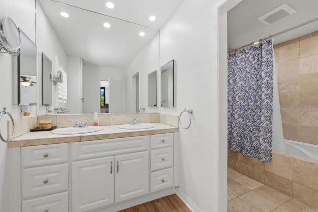 10629 Meadow Glen Way E, Escondido, CA 92026