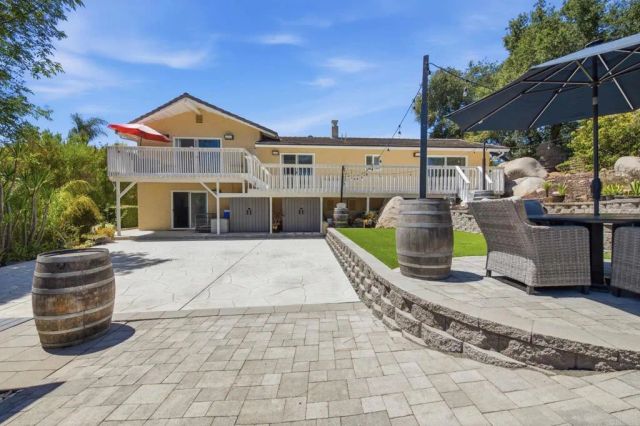 10629 Meadow Glen Way E, Escondido, CA 92026