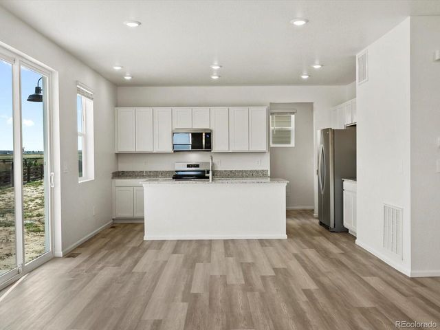 4684 Sugarcane St, Johnstown, CO 80534