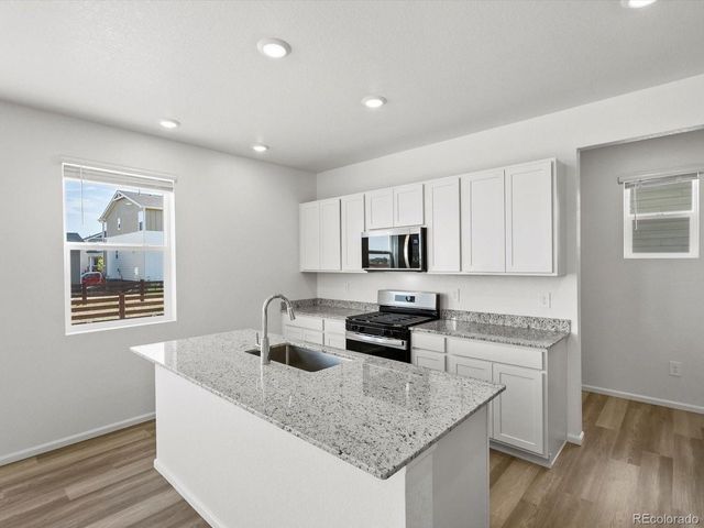 4684 Sugarcane St, Johnstown, CO 80534