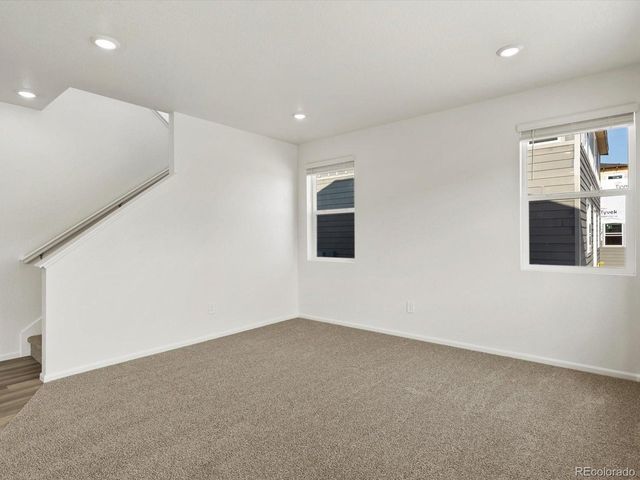 4684 Sugarcane St, Johnstown, CO 80534