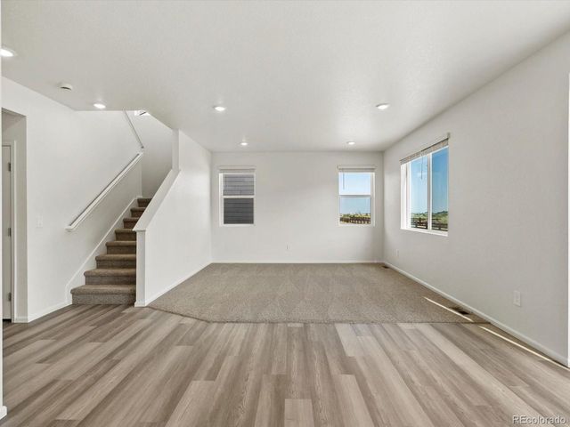 4684 Sugarcane St, Johnstown, CO 80534