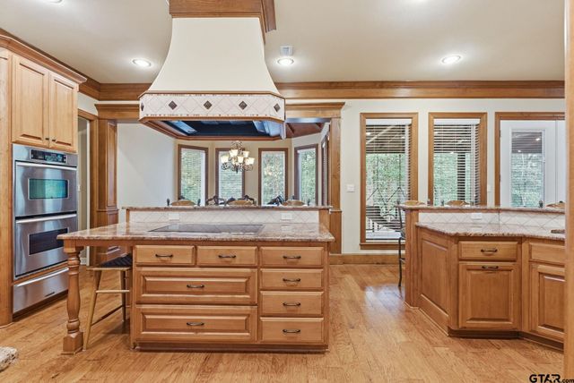 3814 Brighton Creek Circle, Tyler, TX 75707