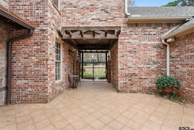 3814 Brighton Creek Circle, Tyler, TX 75707