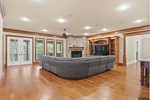 3814 Brighton Creek Circle, Tyler, TX 75707