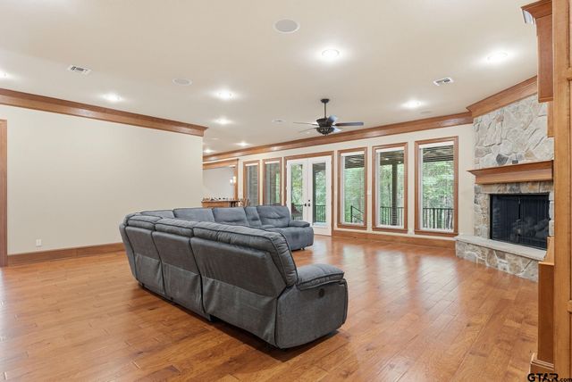 3814 Brighton Creek Circle, Tyler, TX 75707