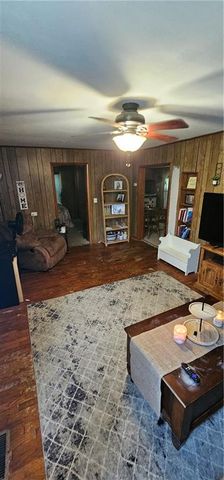 106 W Cedar Street, Waverly, MO 64096