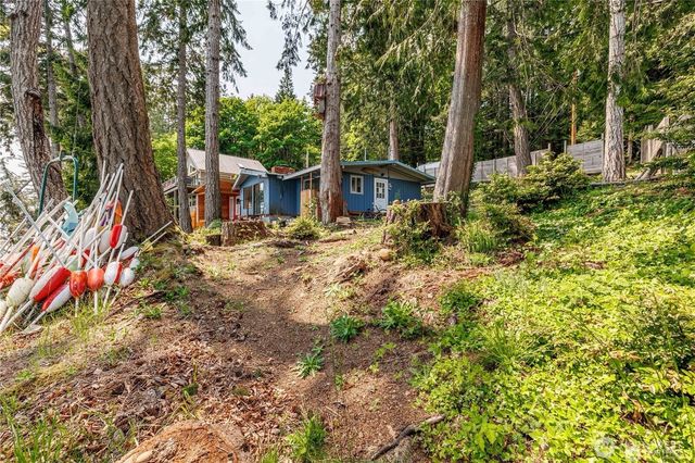 40 N Triton Head Drive, Lilliwaup, WA 98555