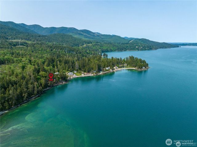 40 N Triton Head Drive, Lilliwaup, WA 98555