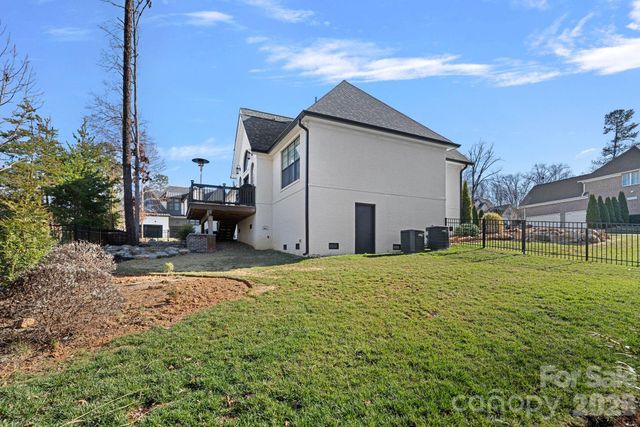 329 Bent Tree Drive, Stanley, NC 28164