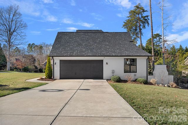 329 Bent Tree Drive, Stanley, NC 28164