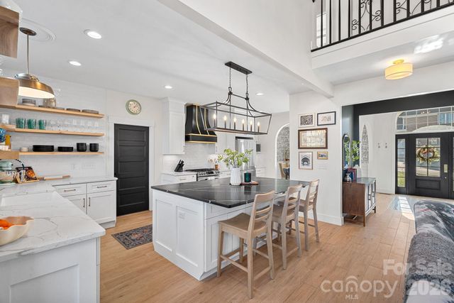 329 Bent Tree Drive, Stanley, NC 28164