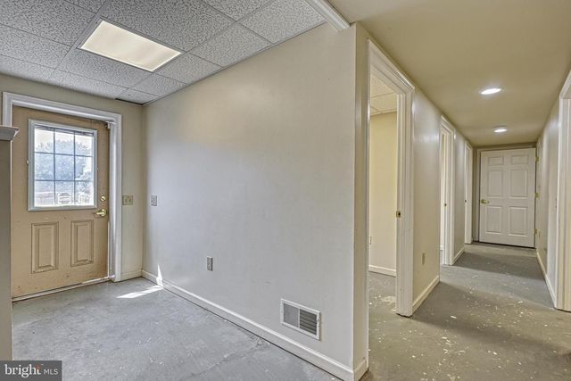 305 W SHADY LN, Enola, PA 17025