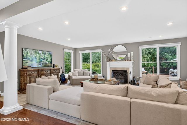 11 Palmer Circle, Millstone, NJ 08535